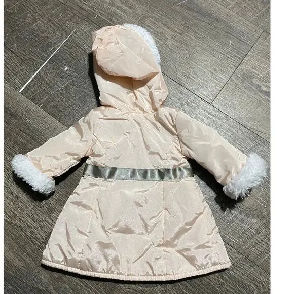 American Girl 18in Doll Pretty In Pink Winter Coat Fur Hood 2015 Retired - Picture 2 of 2